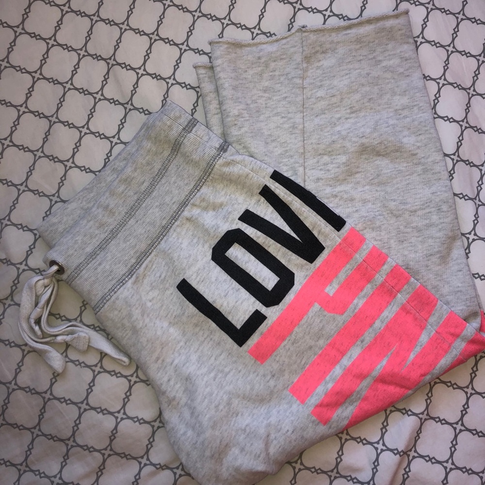 Victoria’s Secret Capri Sweatpants